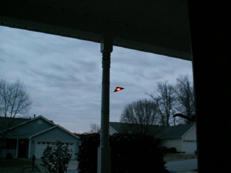  The Phoenix Lights: A Massive UFO Sighting in 1997